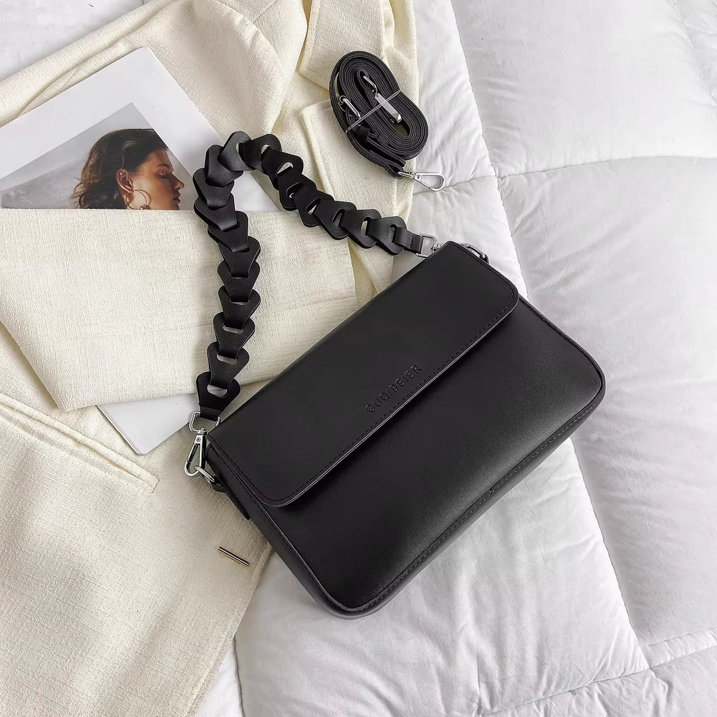 Small Design Sense Girls’ Crossbody Bag New Simple Versatile Women’s Bag